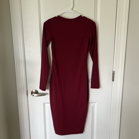 Zara Burgundy Midi Dress - Picture 2 of 3
